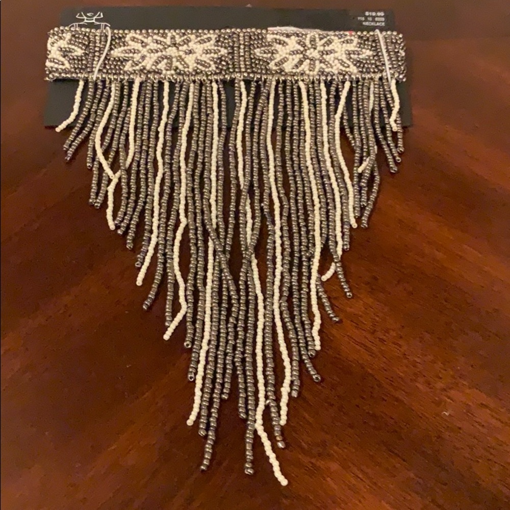 Choker necklace